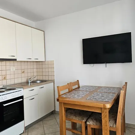 Mrsic Apartment