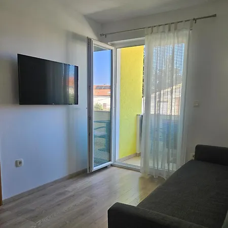 Apartment Mrsic